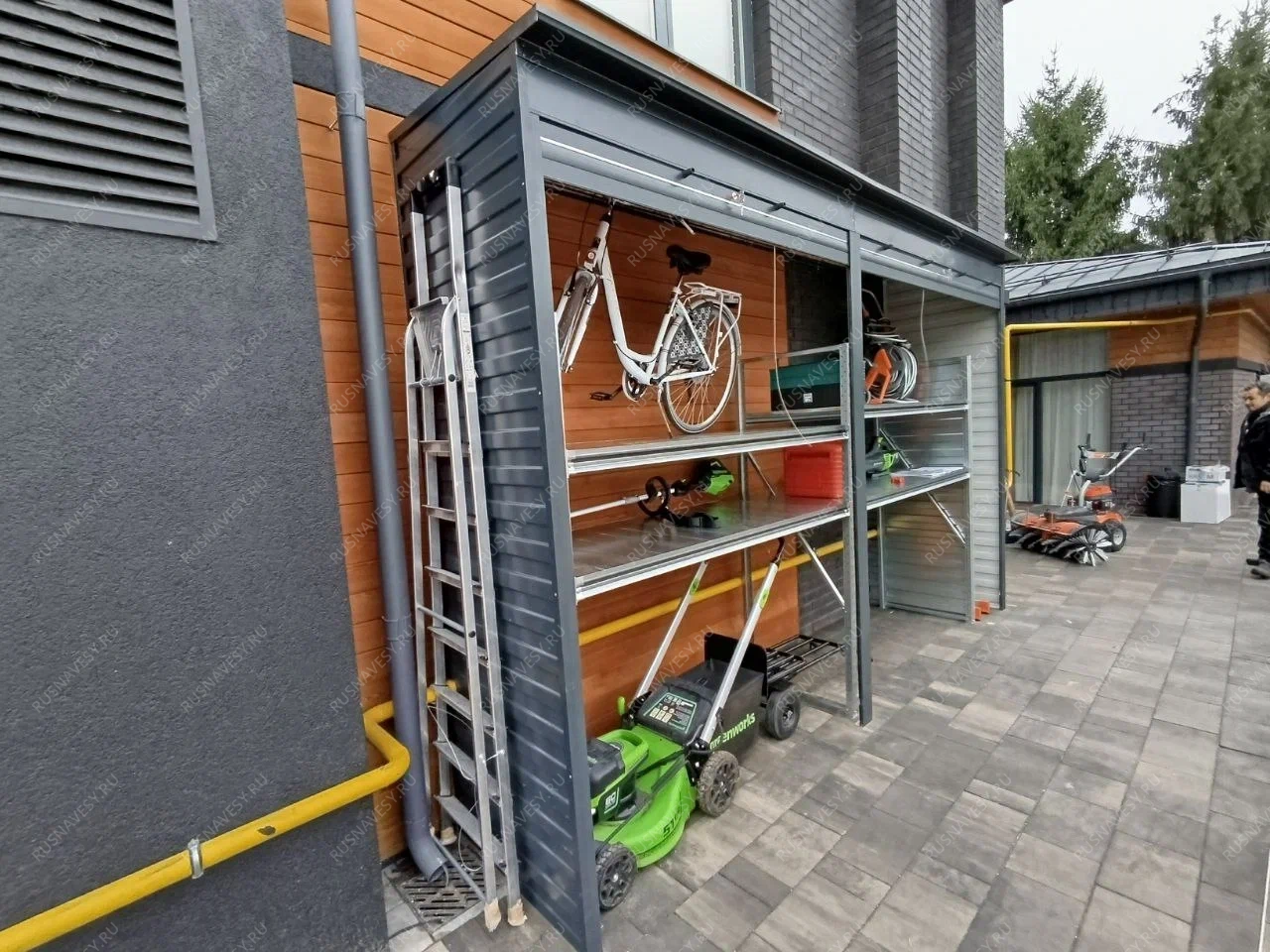 Роллетный шкаф для хранения велосипедов фото 3